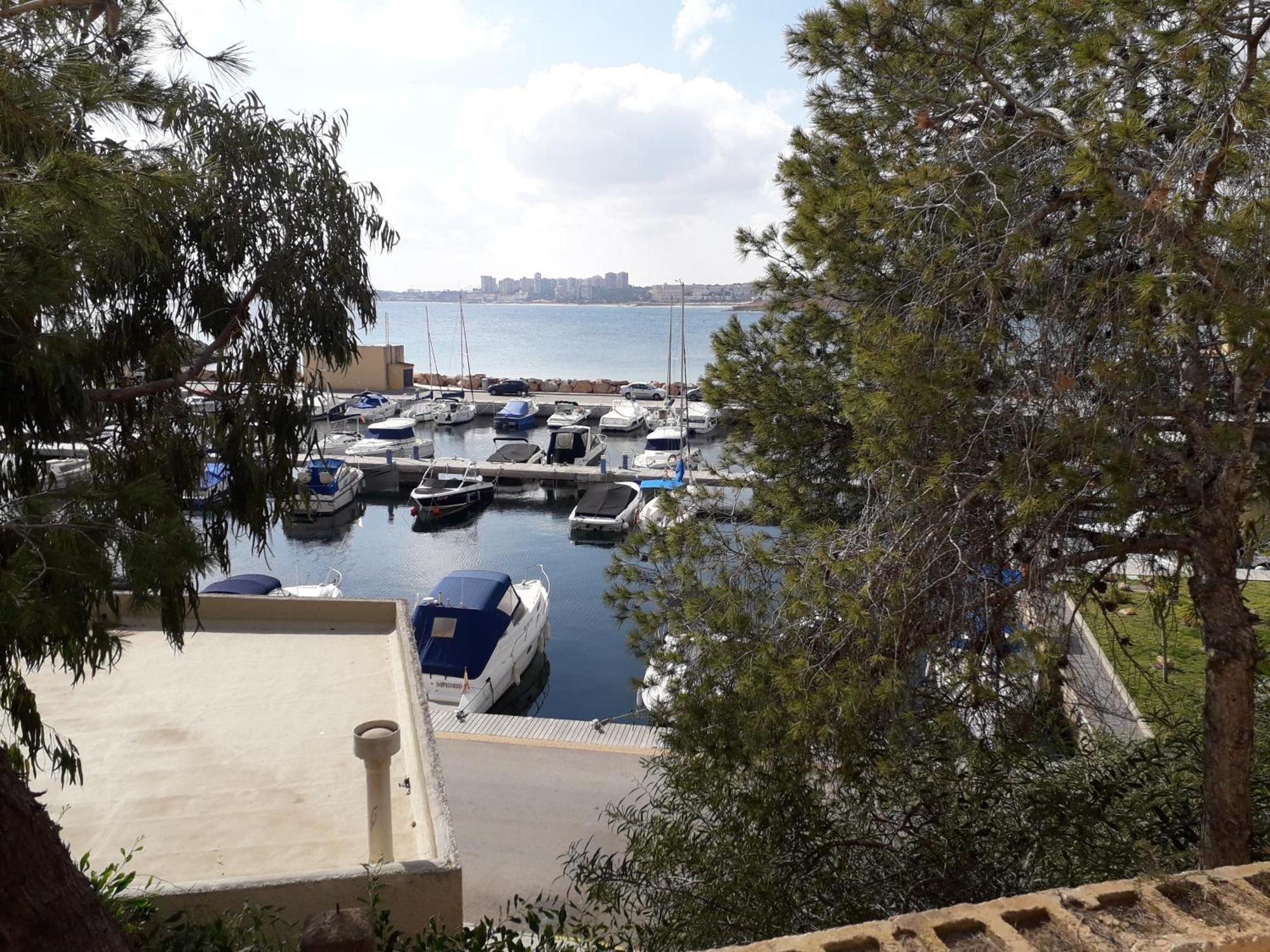 Casa Billarose - Lovely House Overlooking Pool & Walking Distance To The Beach And Restaurants 卡布罗伊格 外观 照片