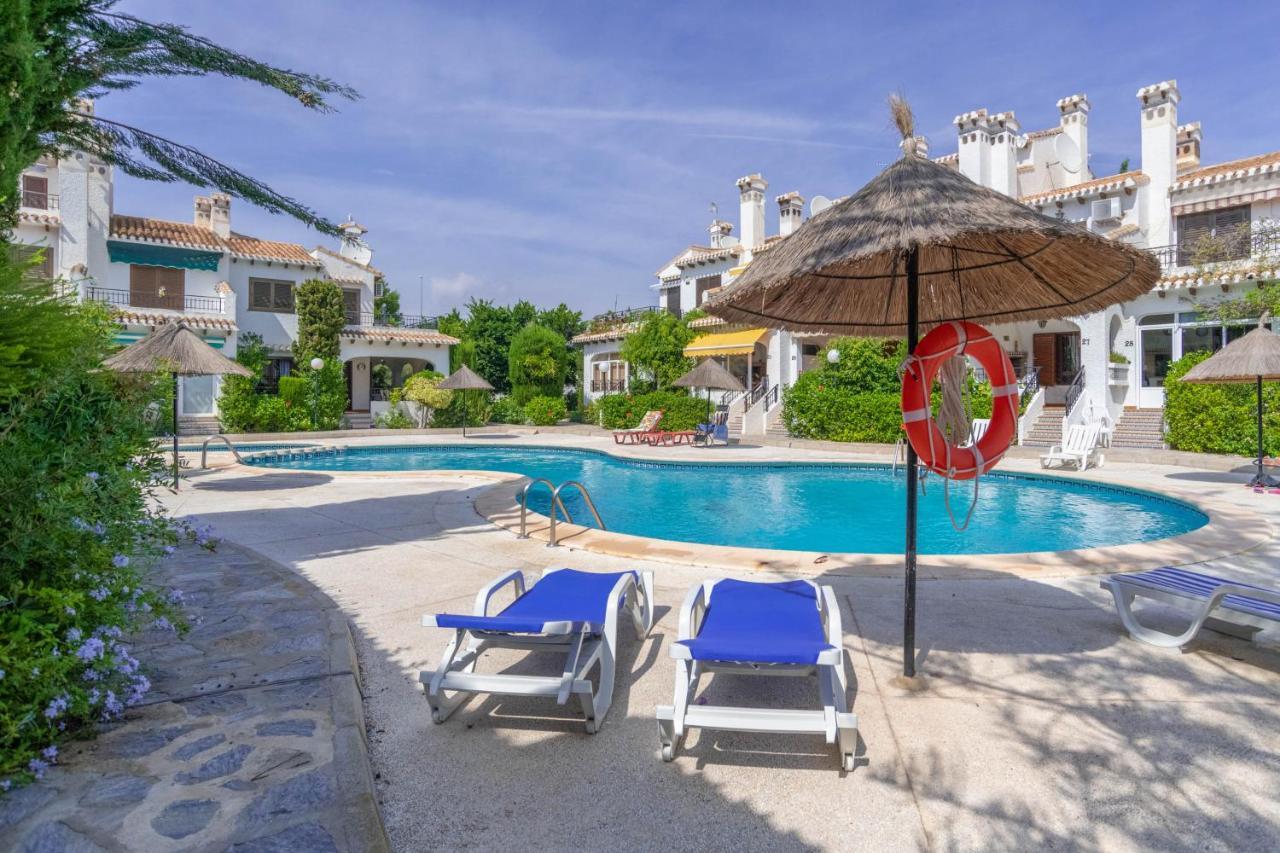 Casa Billarose - Lovely House Overlooking Pool & Walking Distance To The Beach And Restaurants 卡布罗伊格 外观 照片