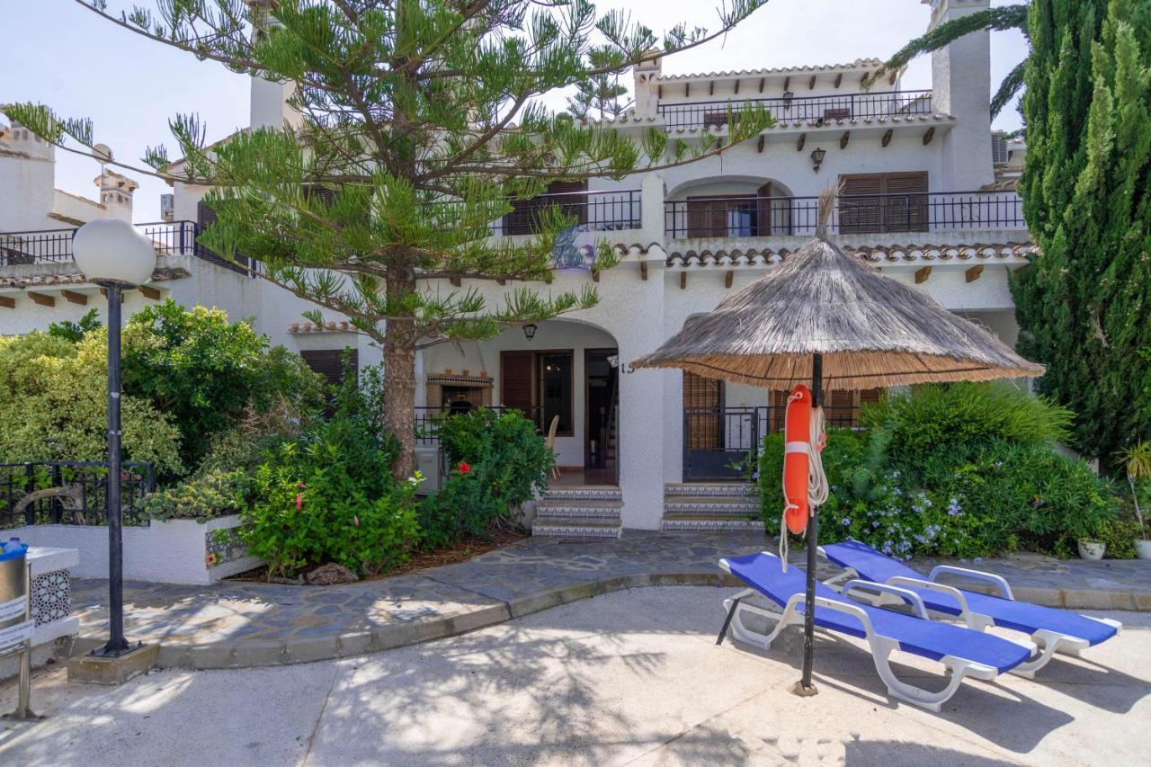 Casa Billarose - Lovely House Overlooking Pool & Walking Distance To The Beach And Restaurants 卡布罗伊格 外观 照片